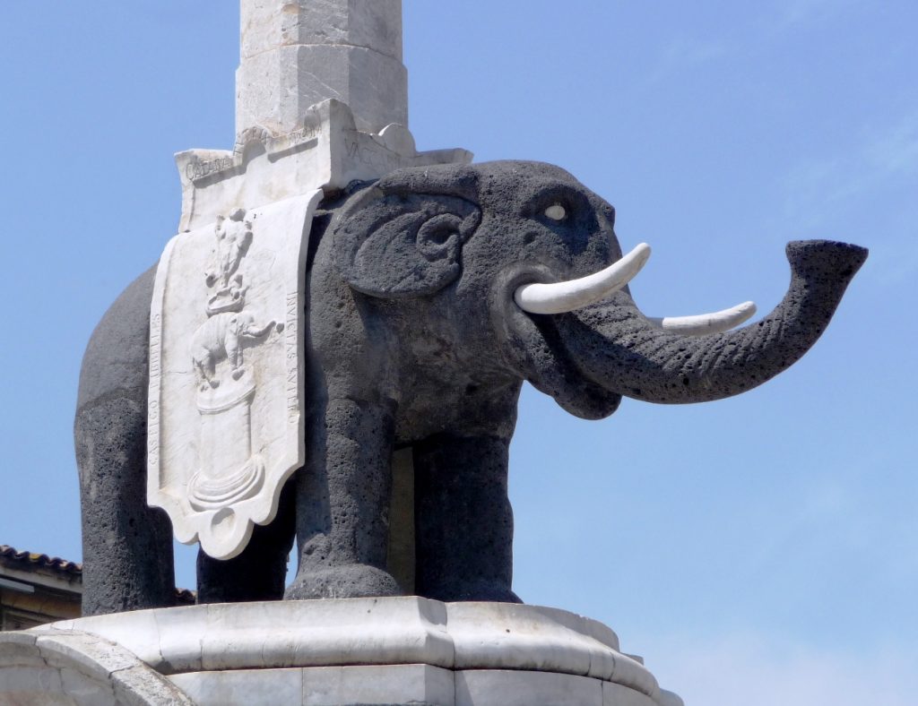 Fontana dell'Elefante din Catania - Sicilia